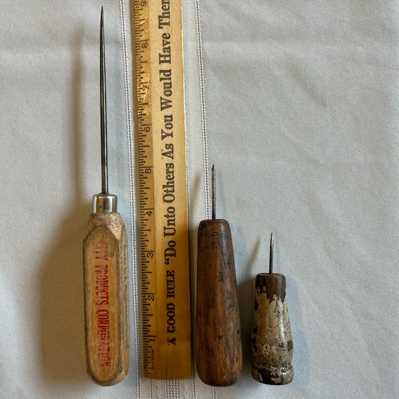 3 Vintage Ice Picks with Wooden Handles - Picture 2 of 7